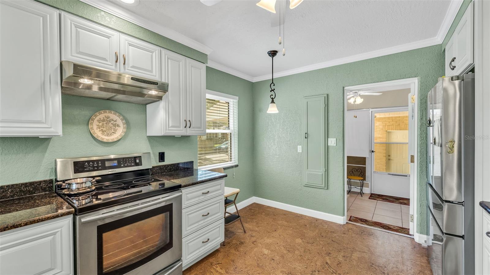 621 S INGRAHAM AVE, LAKELAND, FL, 33801