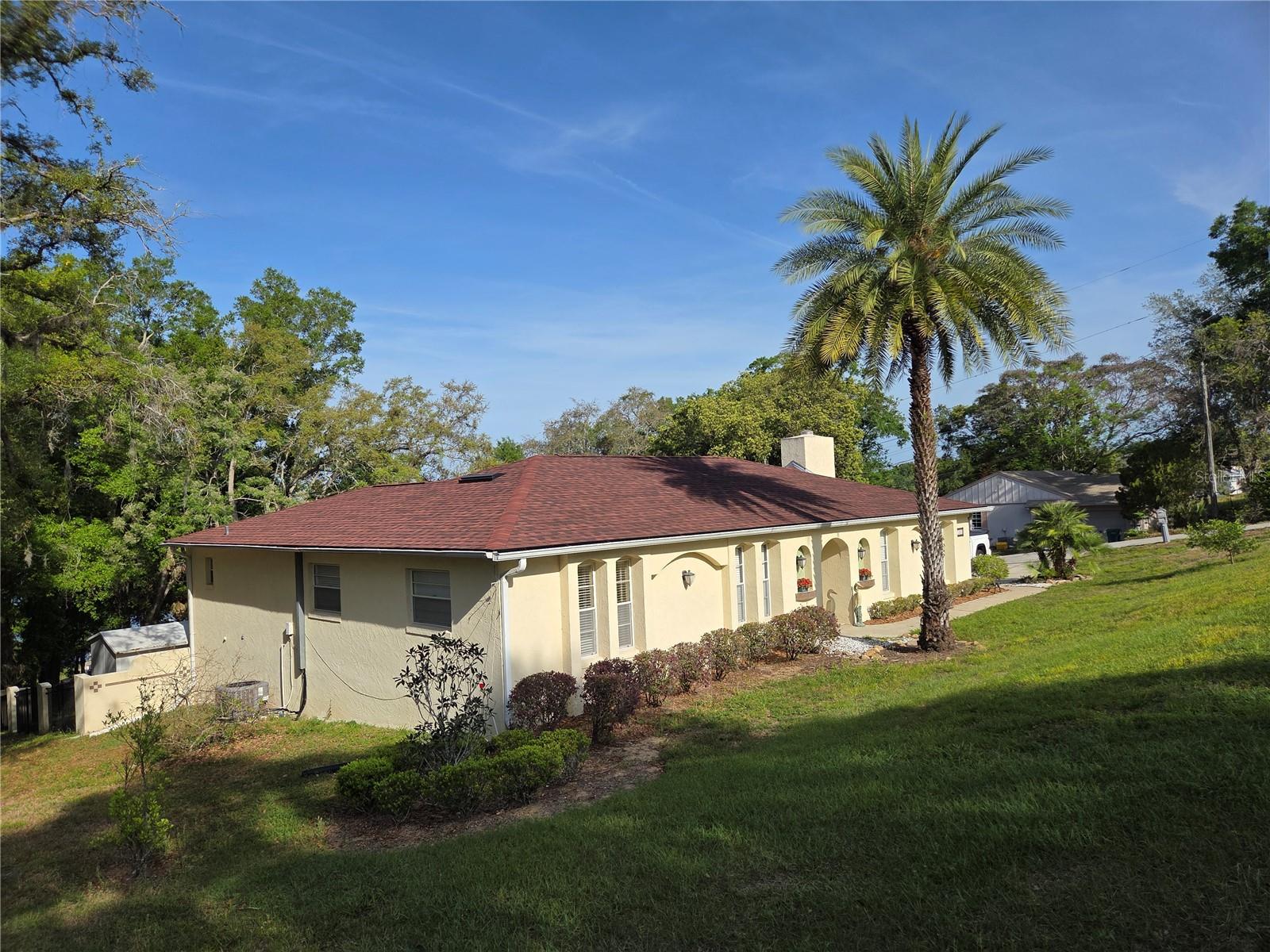 1220 COUNTRY CLUB RD, EUSTIS, FL, 32726