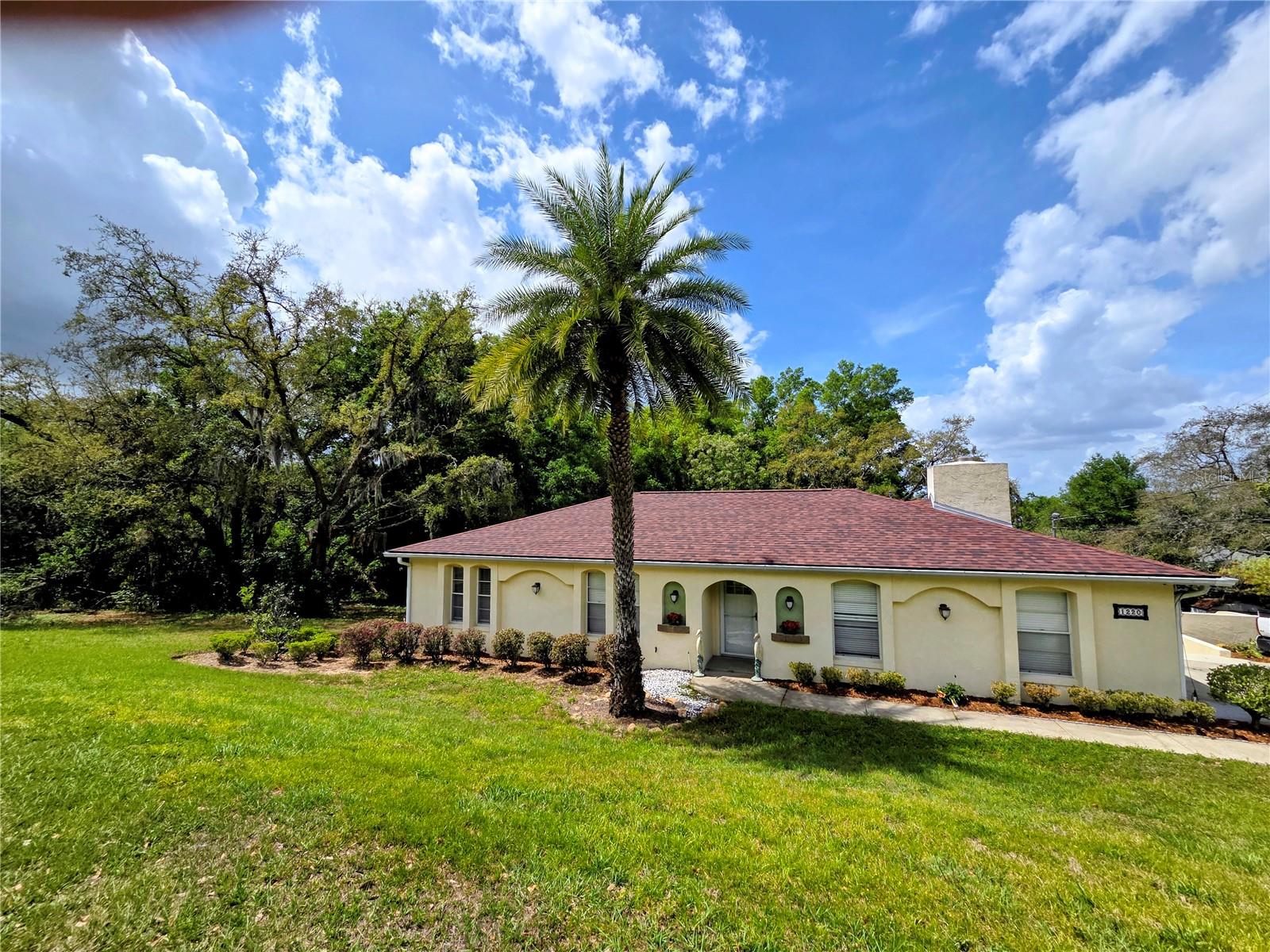 1220 COUNTRY CLUB RD, EUSTIS, FL, 32726
