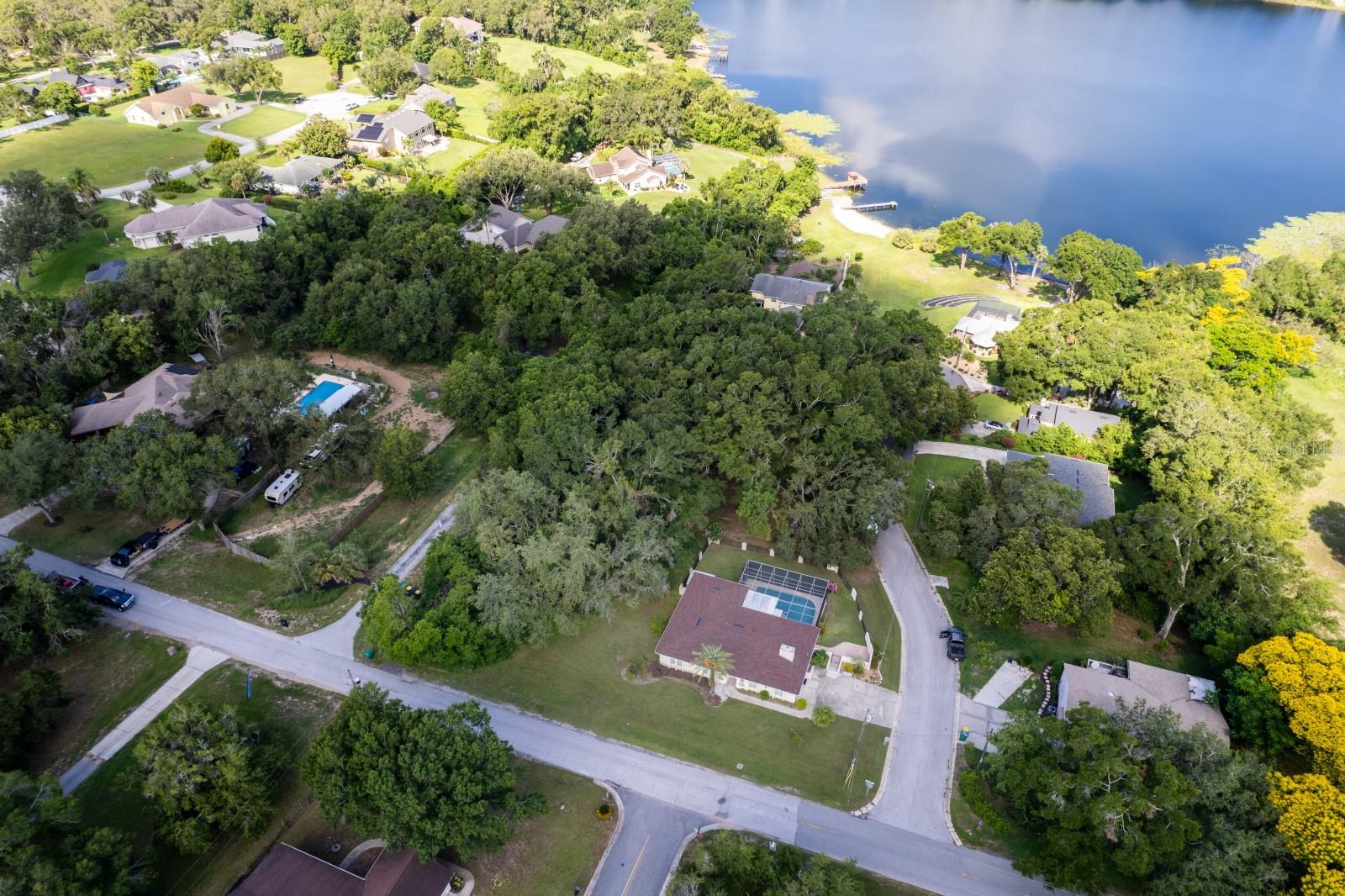 1220 COUNTRY CLUB RD, EUSTIS, FL, 32726