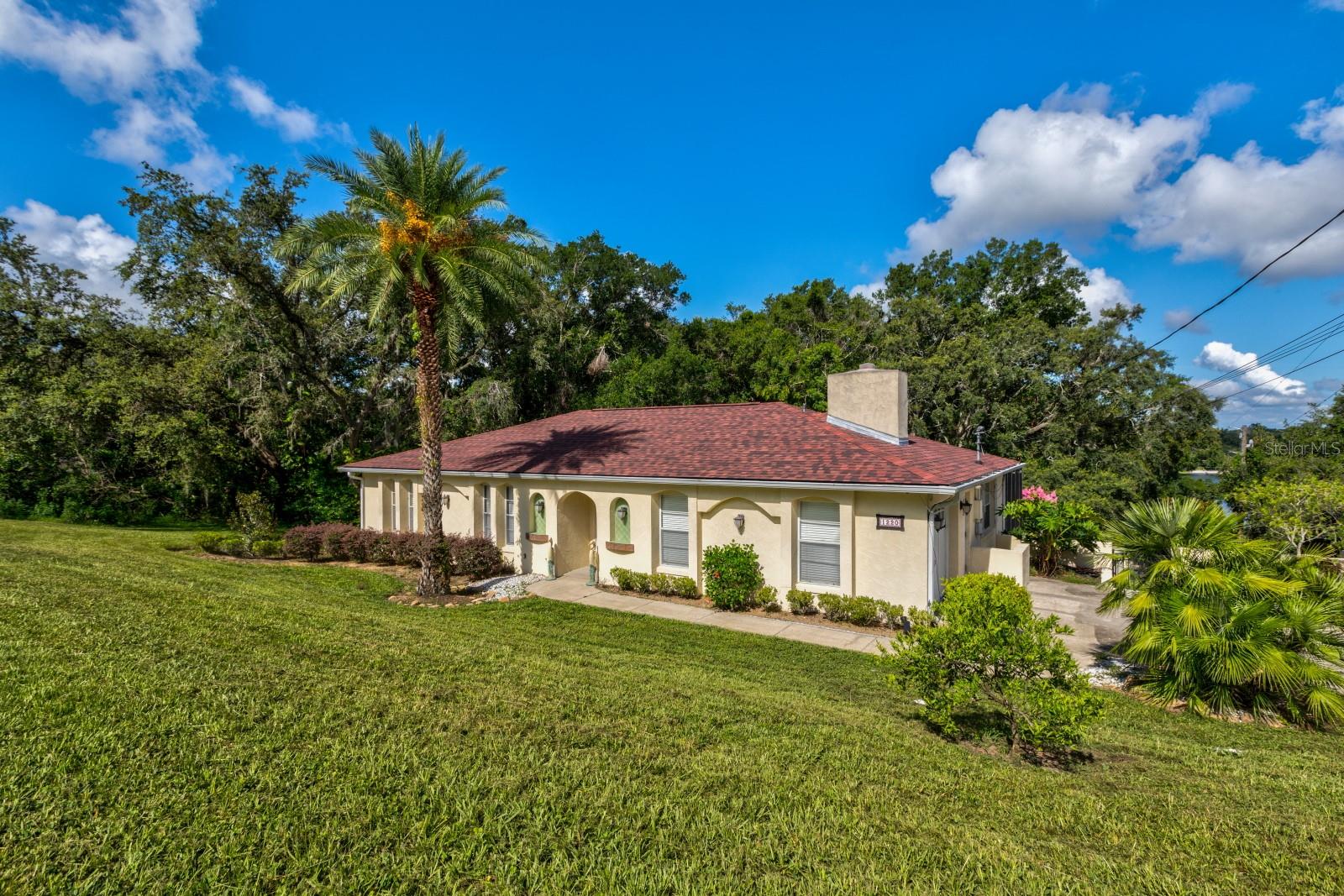 1220 COUNTRY CLUB RD, EUSTIS, FL, 32726