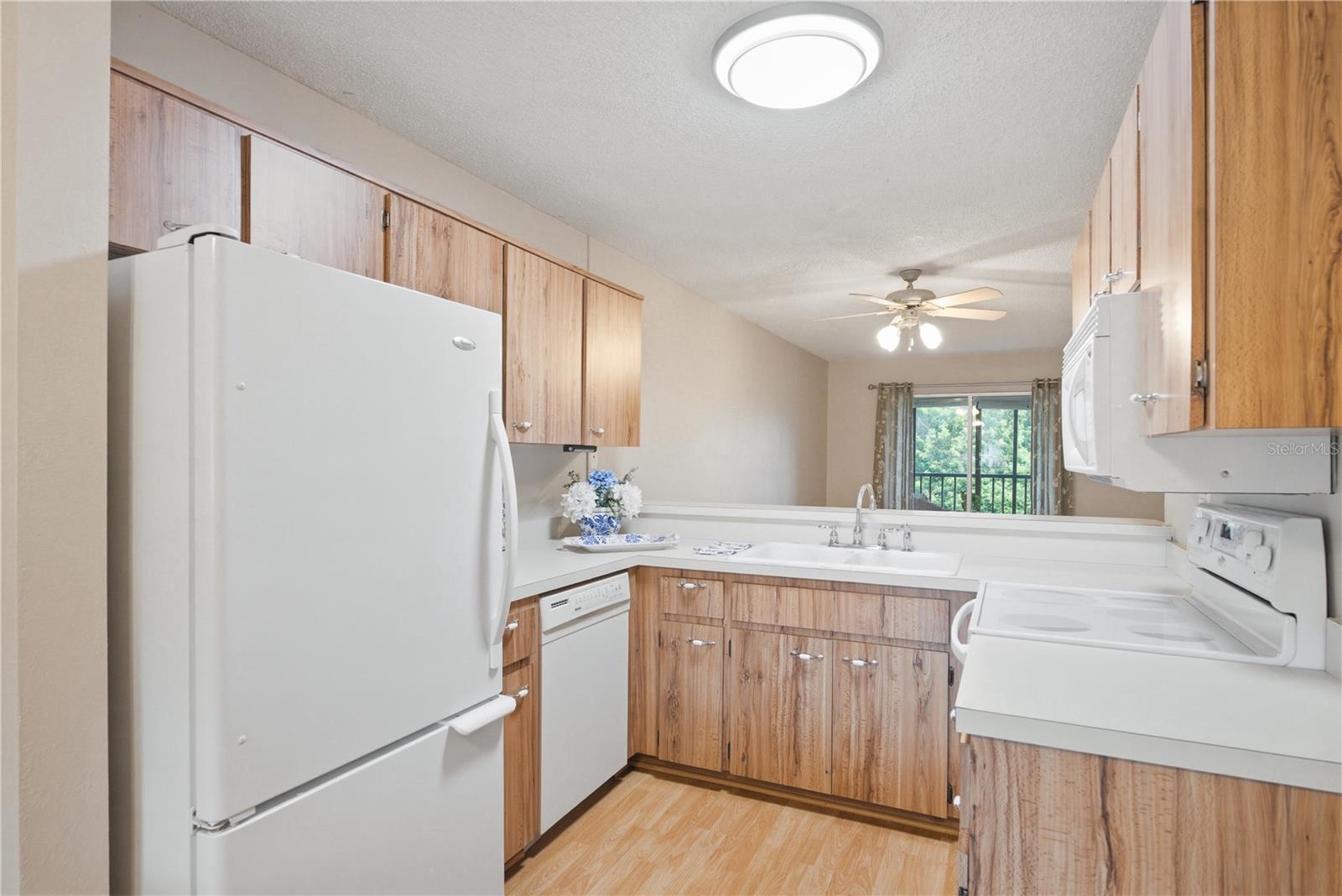 11201 122ND AVE #208, LARGO, FL, 33778