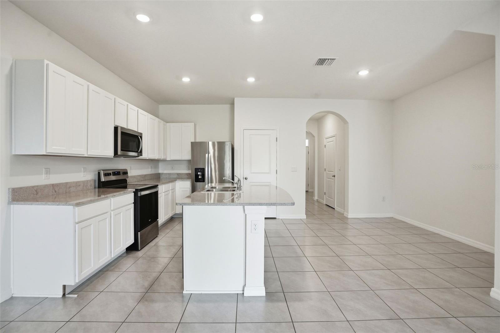 5323 DRAGONFLY DR, WILDWOOD, FL, 34785