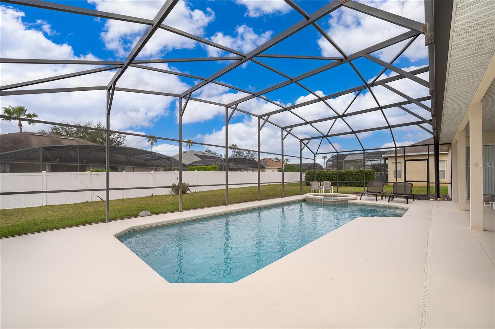 569 BURFORD CIR, DAVENPORT, FL, 33896