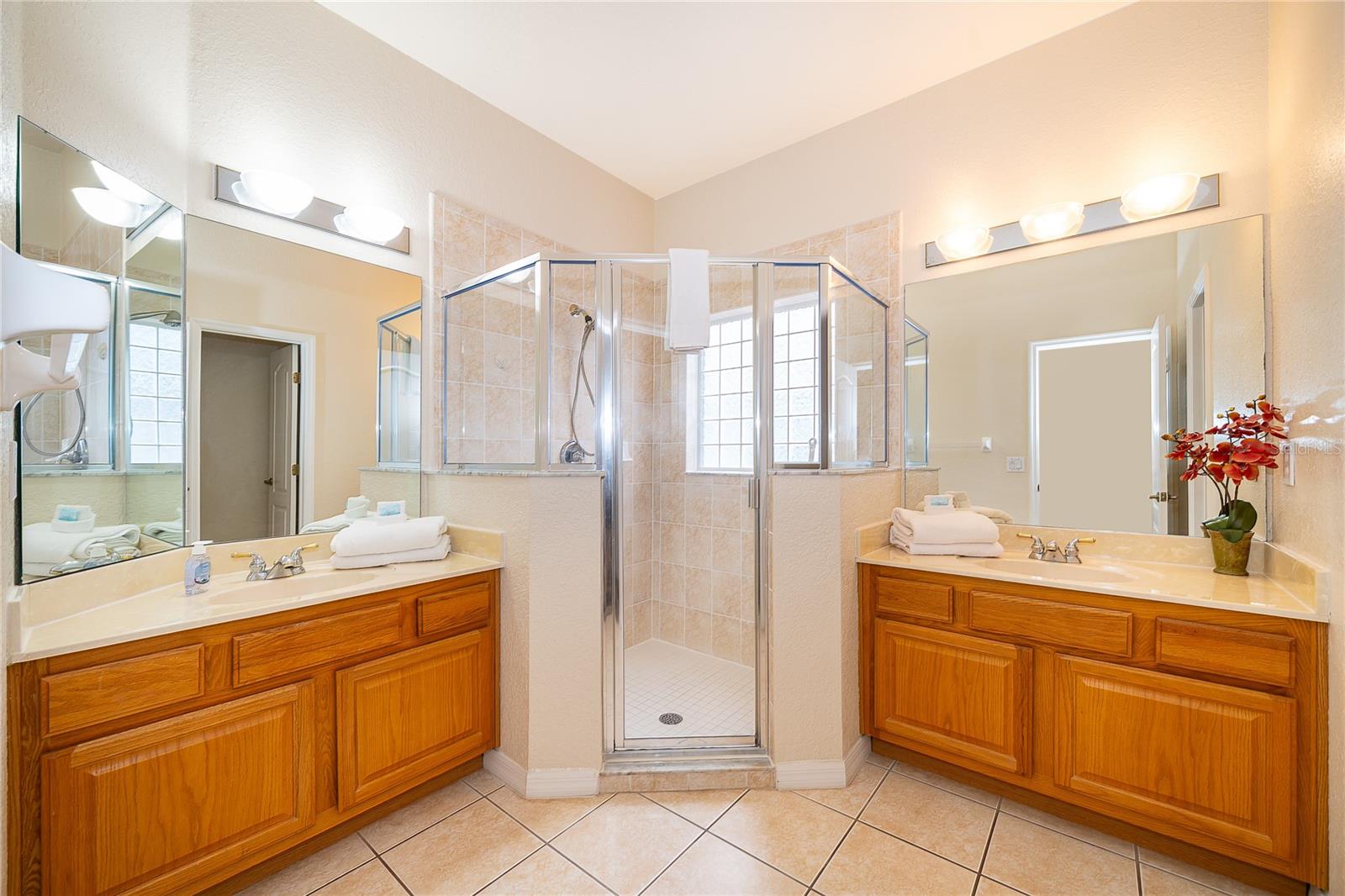 569 BURFORD CIR, DAVENPORT, FL, 33896