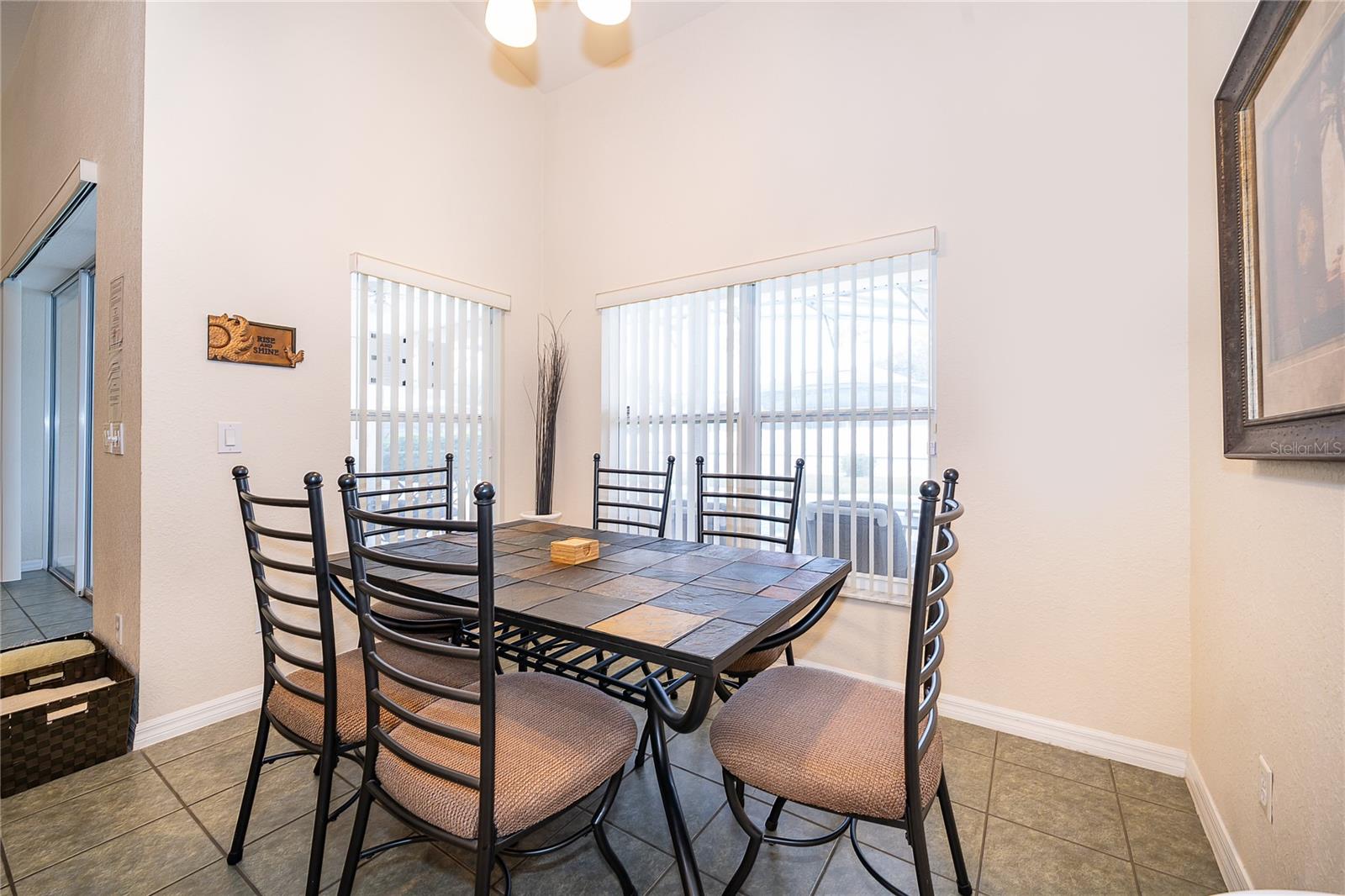 569 BURFORD CIR, DAVENPORT, FL, 33896
