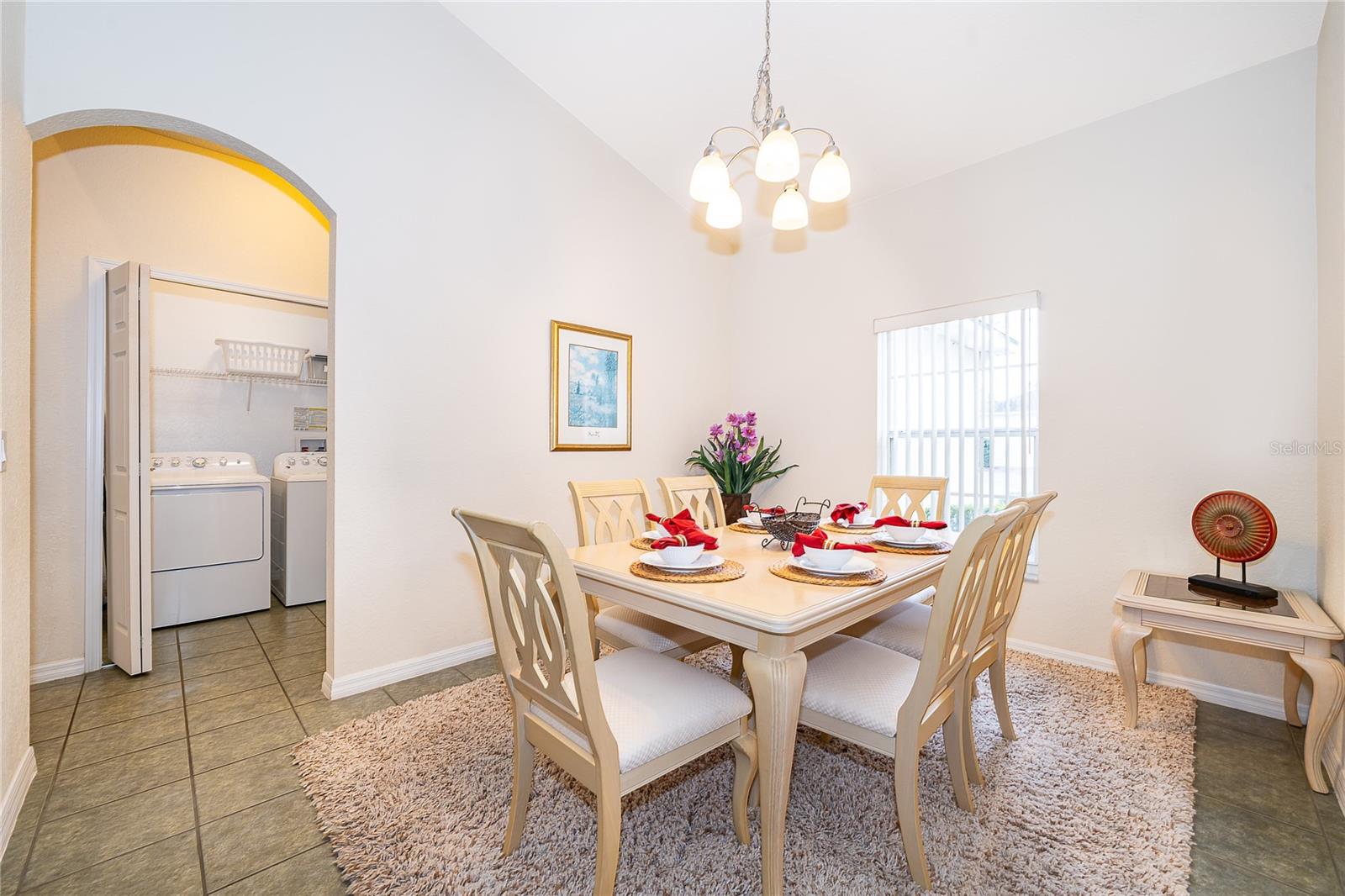 569 BURFORD CIR, DAVENPORT, FL, 33896