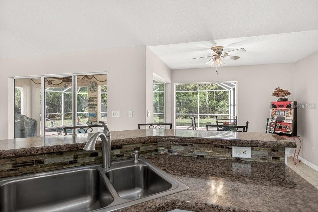 15 LONDONDERRY DR, PALM COAST, FL, 32137