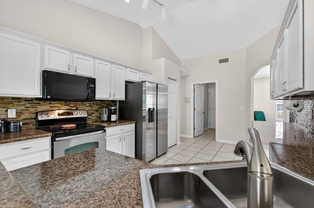 15 LONDONDERRY DR, PALM COAST, FL, 32137