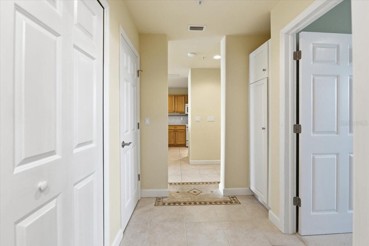 10045 LINKS LN #203, ROTONDA WEST, FL, 33947