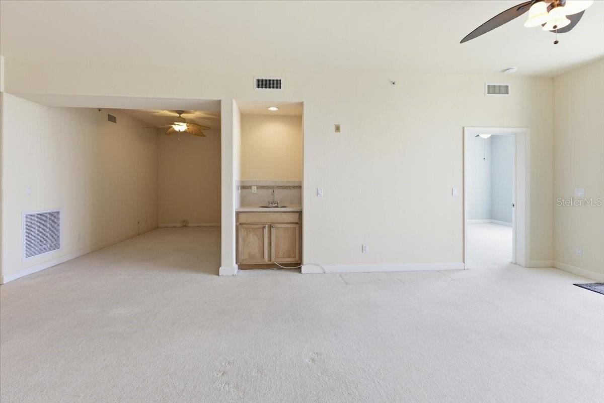 10045 LINKS LN #203, ROTONDA WEST, FL, 33947