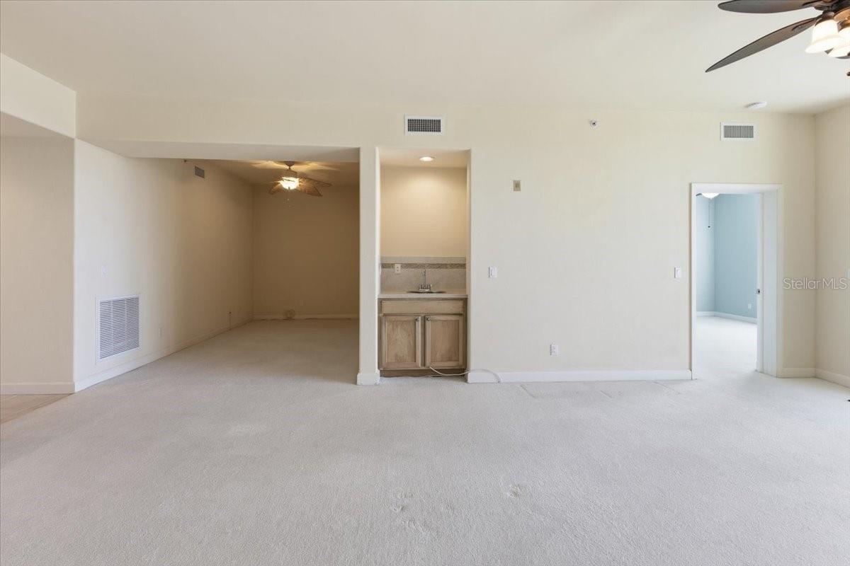 10045 LINKS LN #203, ROTONDA WEST, FL, 33947
