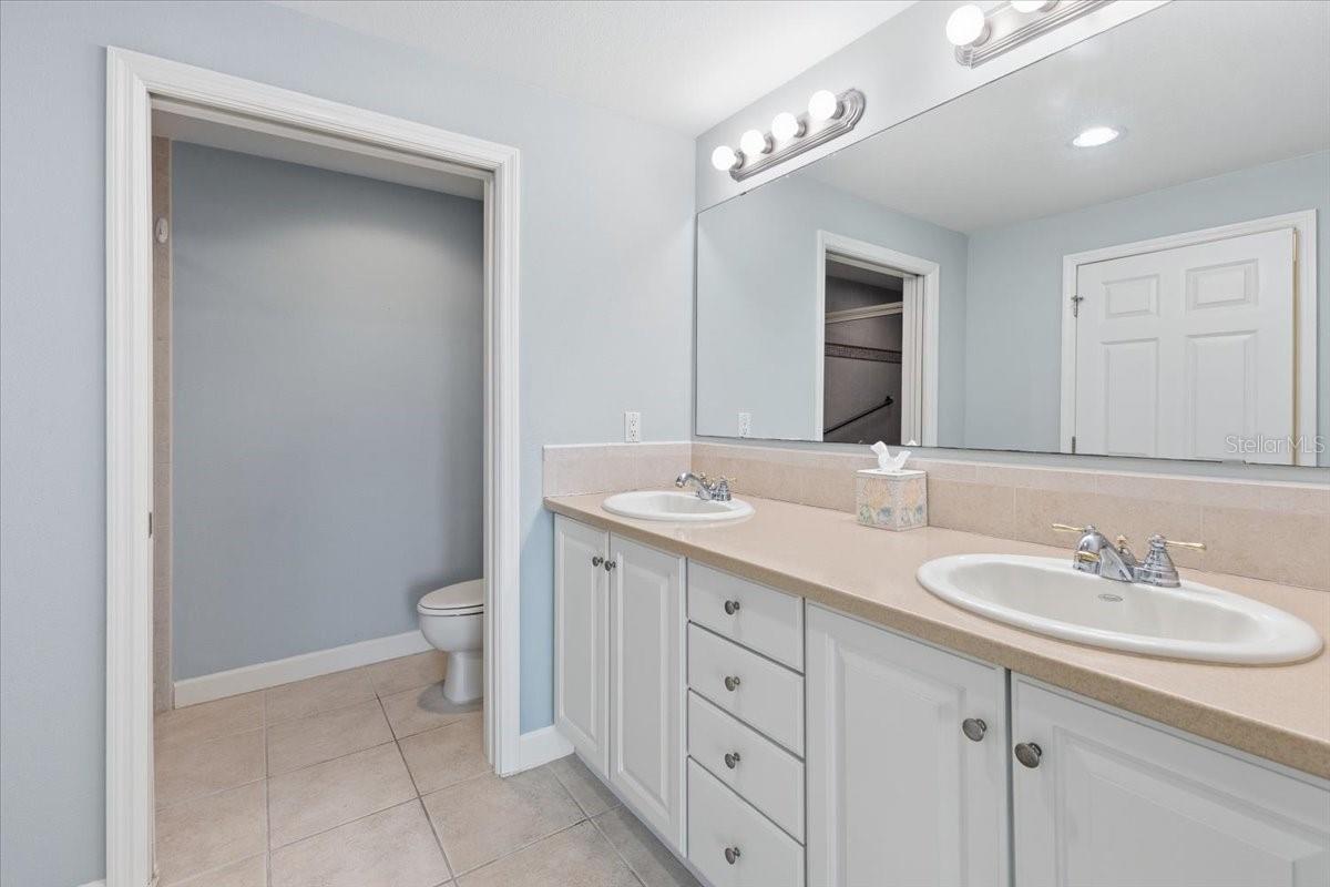 10045 LINKS LN #203, ROTONDA WEST, FL, 33947