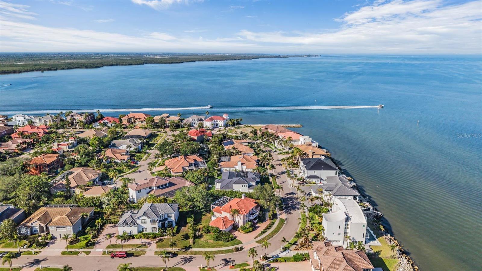 1422 JUMANA LOOP, APOLLO BEACH, FL, 33572