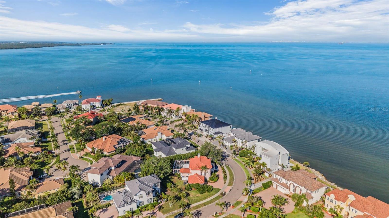 1422 JUMANA LOOP, APOLLO BEACH, FL, 33572