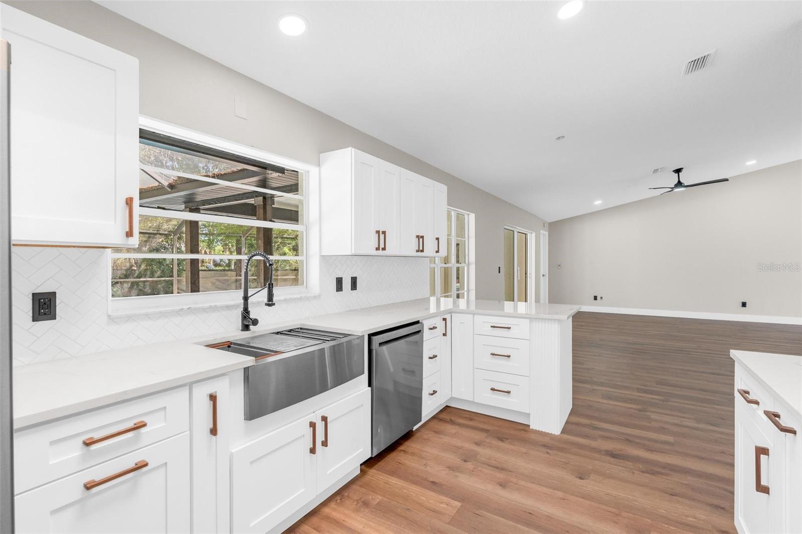 31 WASSERMAN DR, PALM COAST, FL, 32164