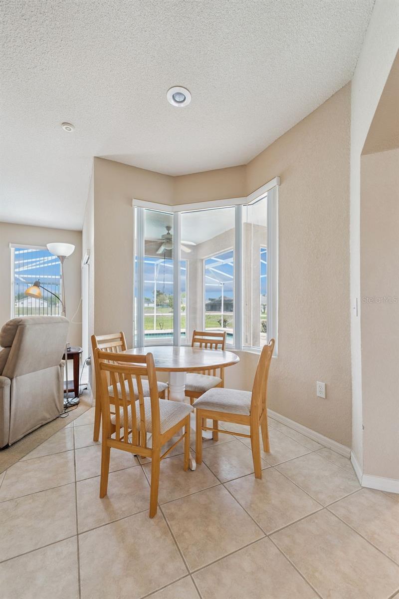 239 DINNER LAKE PL, LAKE WALES, FL, 33859