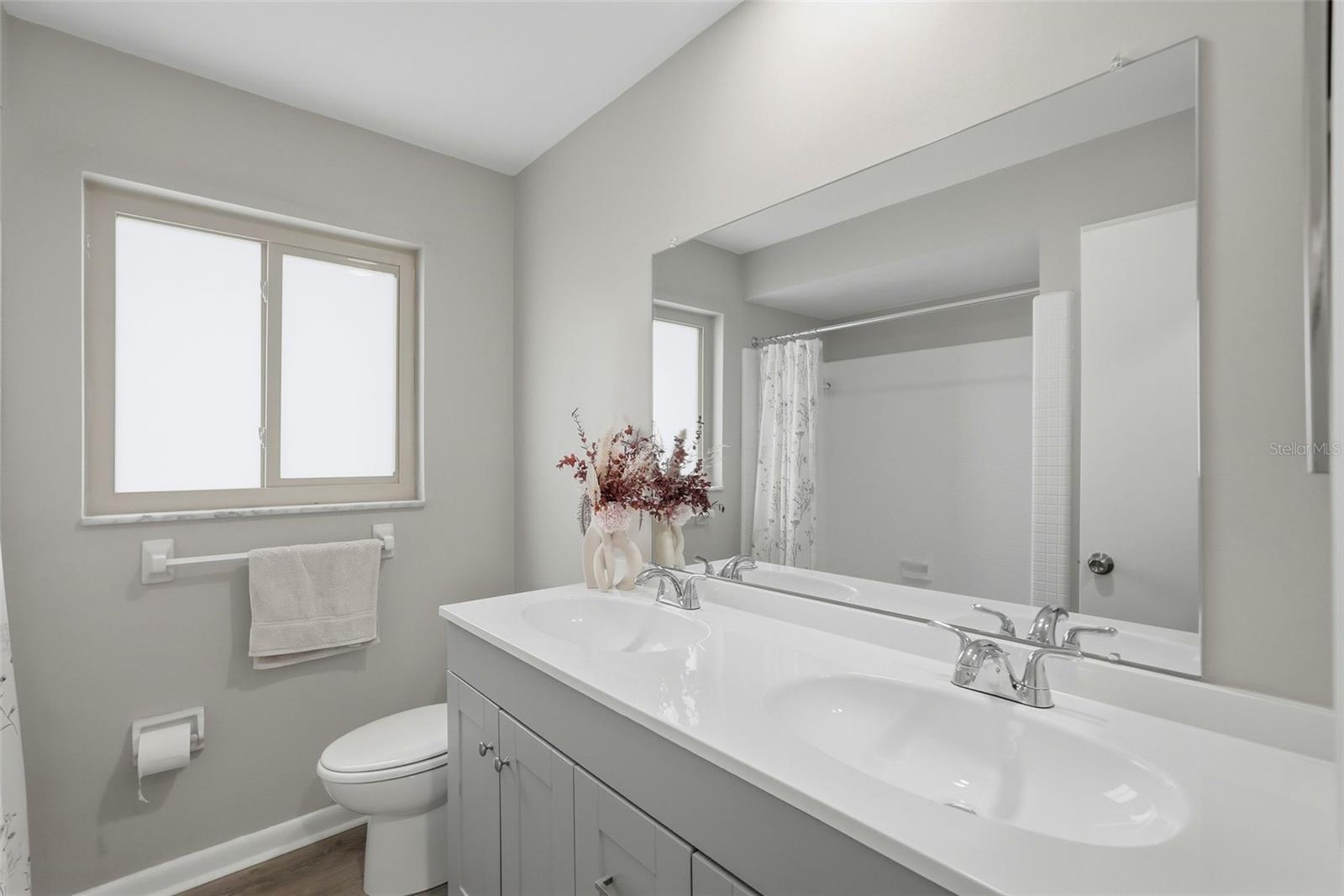 3012 HICKORY DR, LARGO, FL, 33770