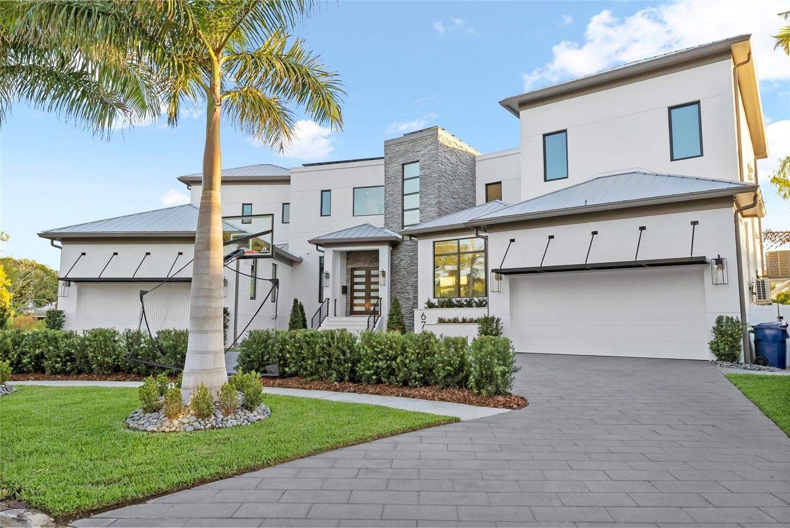 676 GENEVA PL, TAMPA, FL, 33606