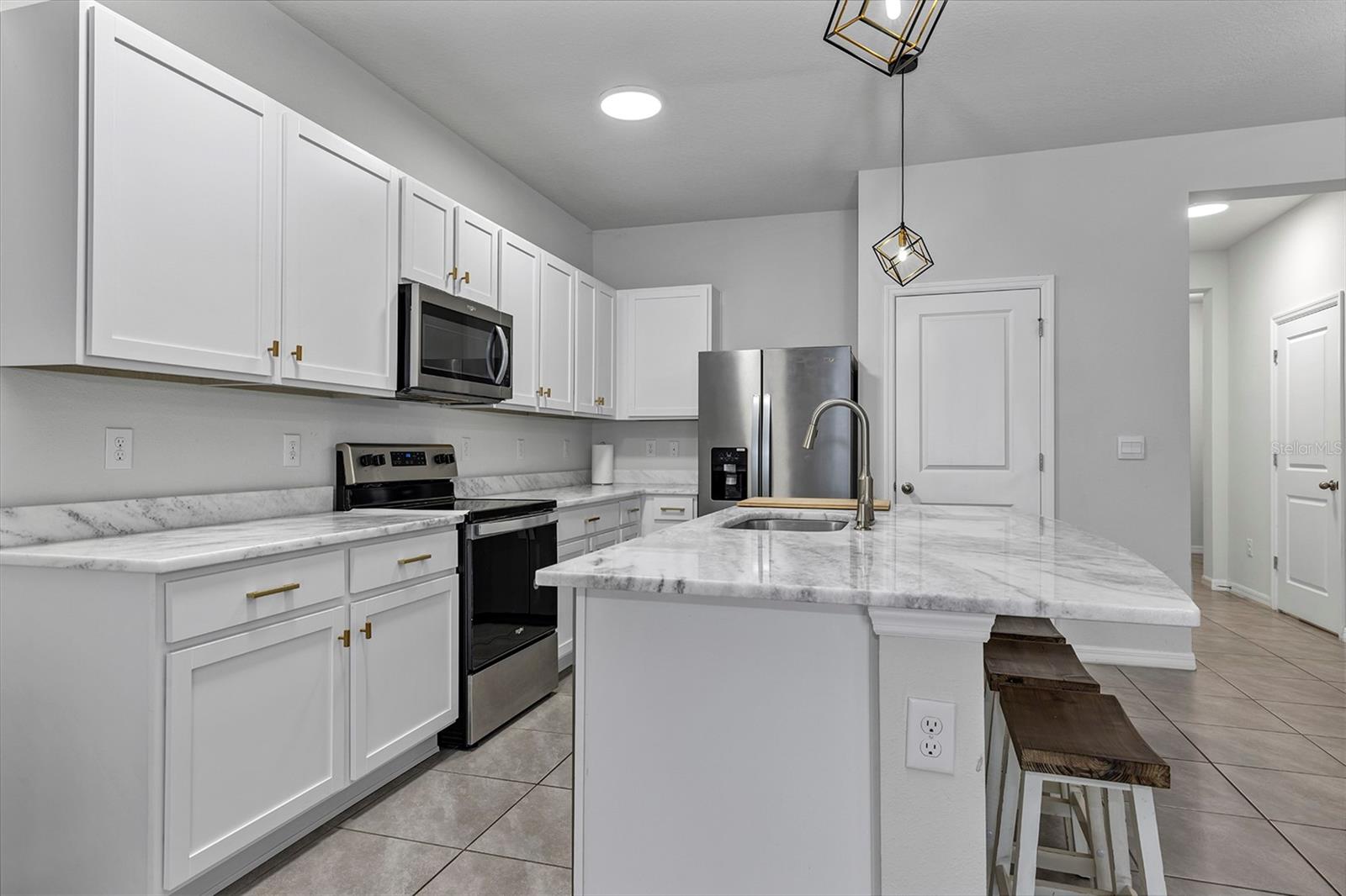 4015 BLUE BANKS LN, BRADENTON, FL, 34208