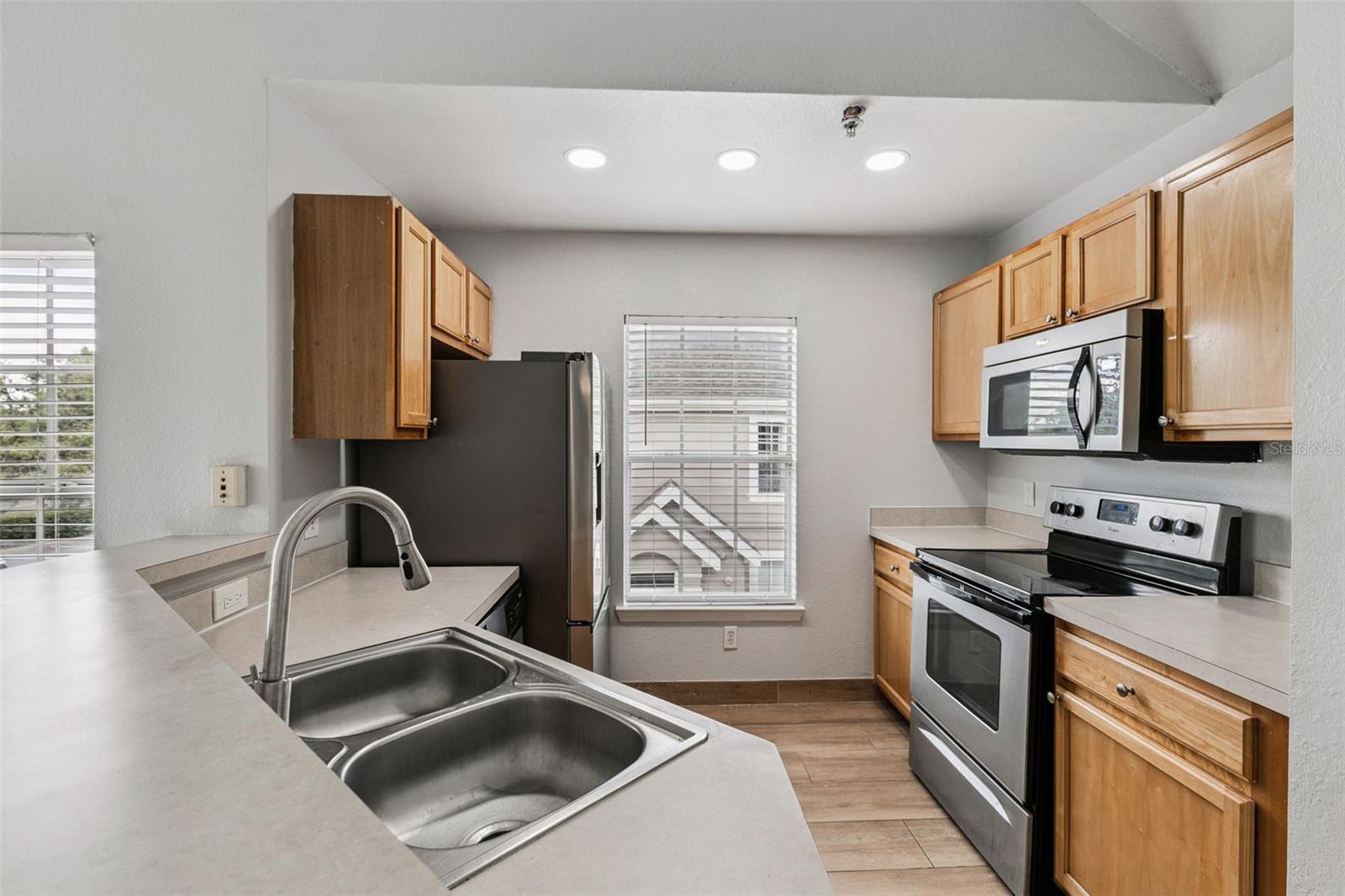9141 LEE VISTA BLVD #307, ORLANDO, FL, 32829