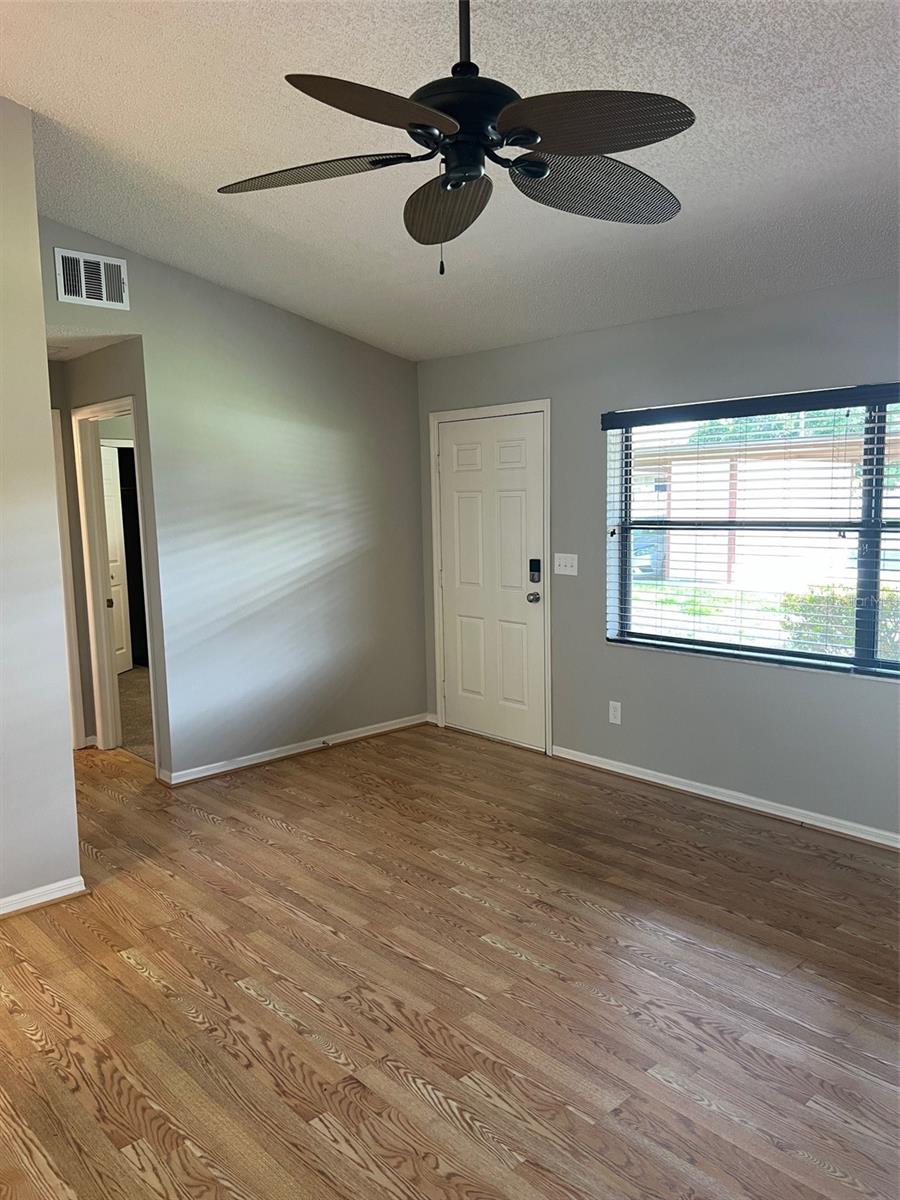 12449 ORANGEWOOD CIR #17, TAVARES, FL, 32778