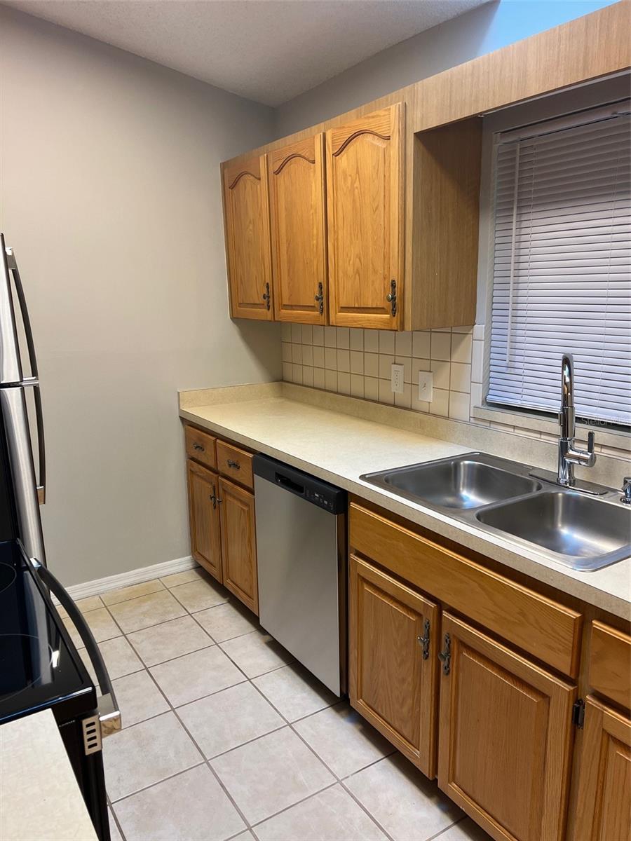 12449 ORANGEWOOD CIR #17, TAVARES, FL, 32778