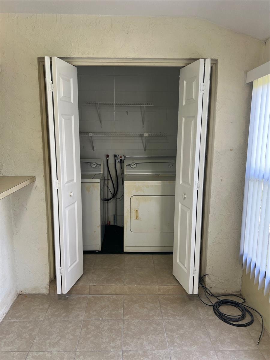 12449 ORANGEWOOD CIR #17, TAVARES, FL, 32778