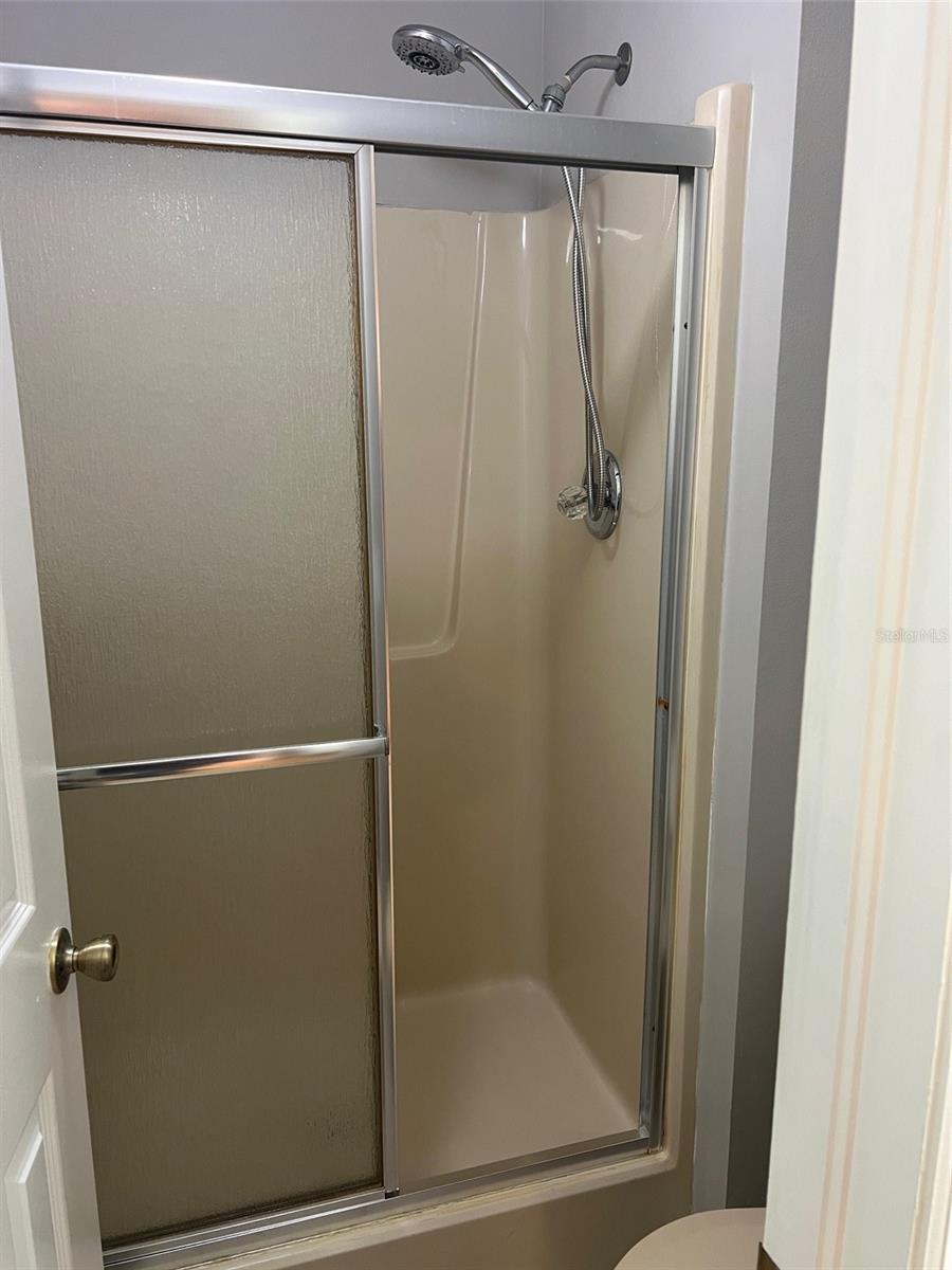 12449 ORANGEWOOD CIR #17, TAVARES, FL, 32778