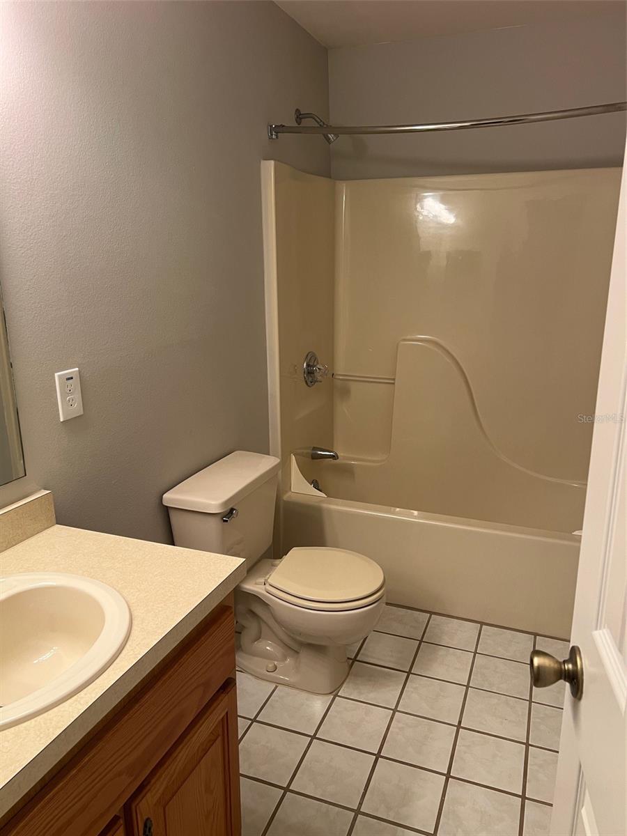 12449 ORANGEWOOD CIR #17, TAVARES, FL, 32778