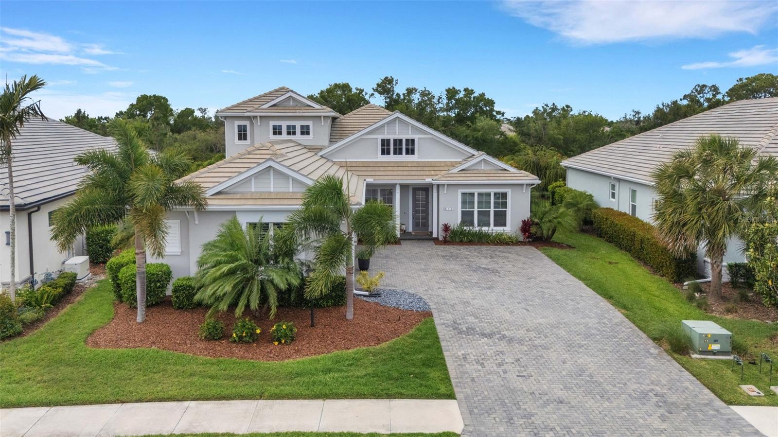 8145 GRANDE SHORES DR, SARASOTA, FL, 34240