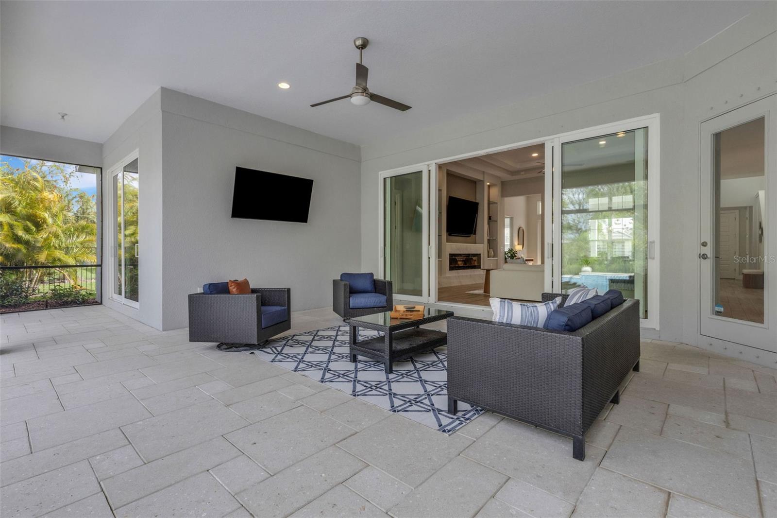 8145 GRANDE SHORES DR, SARASOTA, FL, 34240