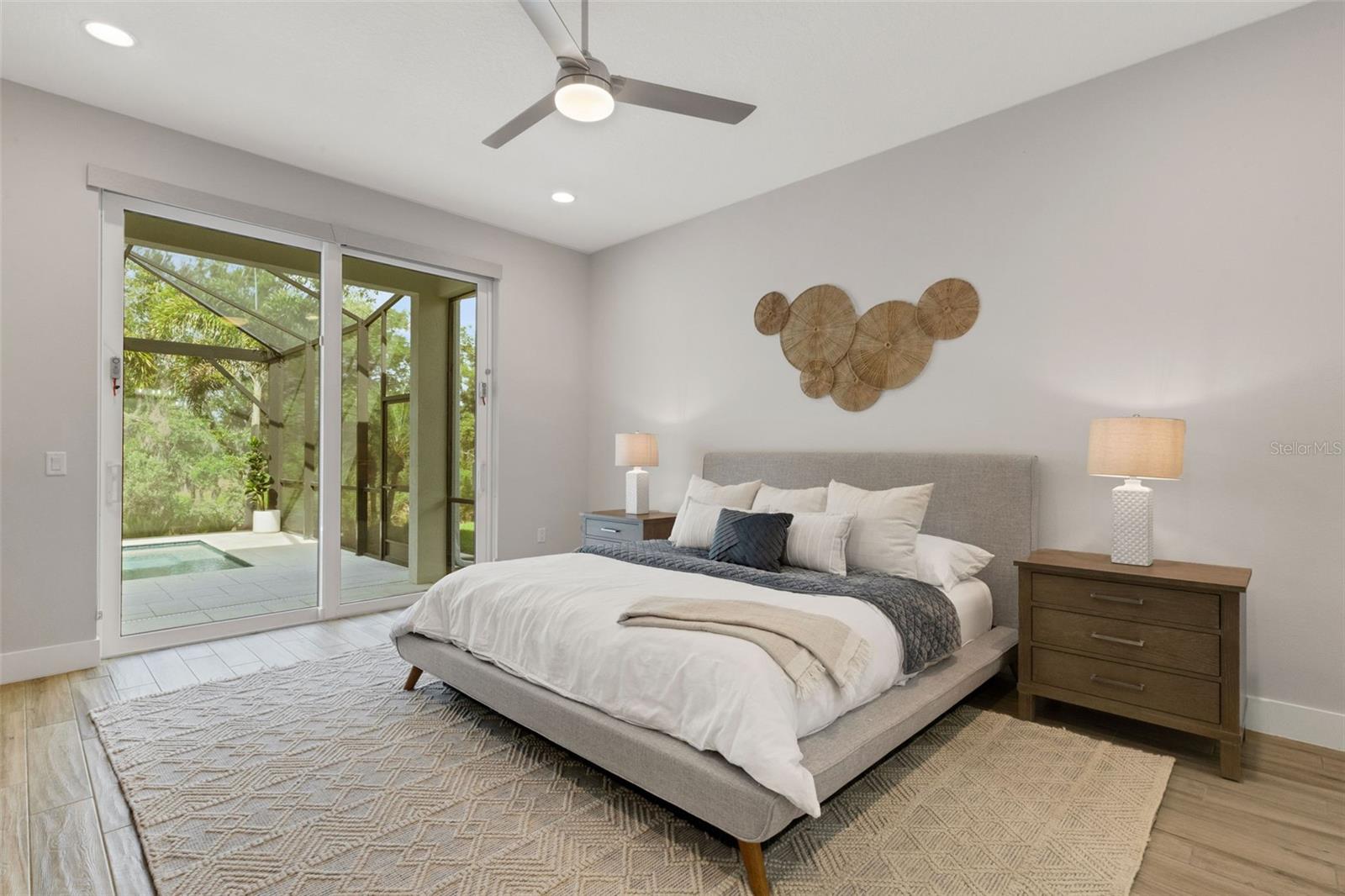 8145 GRANDE SHORES DR, SARASOTA, FL, 34240