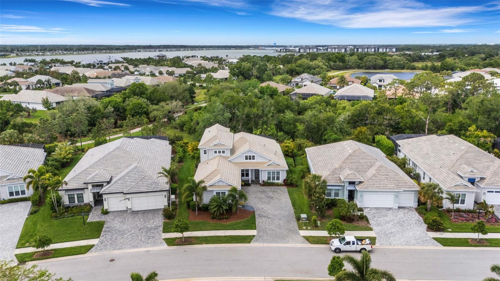 8145 GRANDE SHORES DR, SARASOTA, FL, 34240