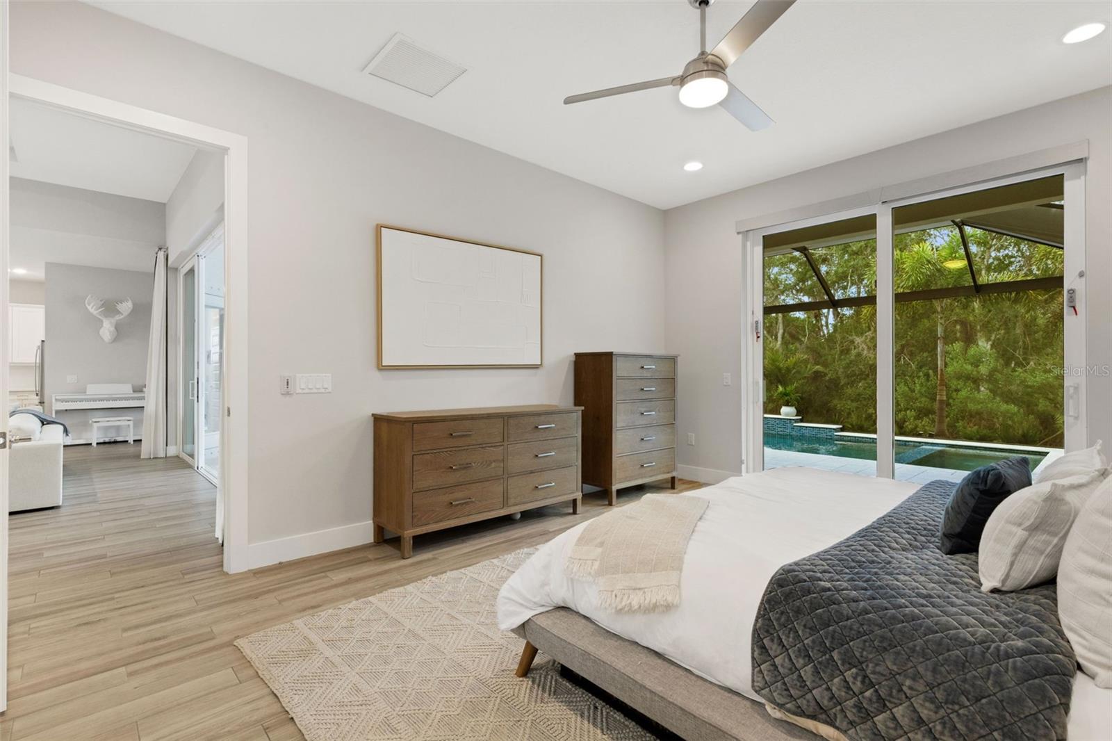 8145 GRANDE SHORES DR, SARASOTA, FL, 34240