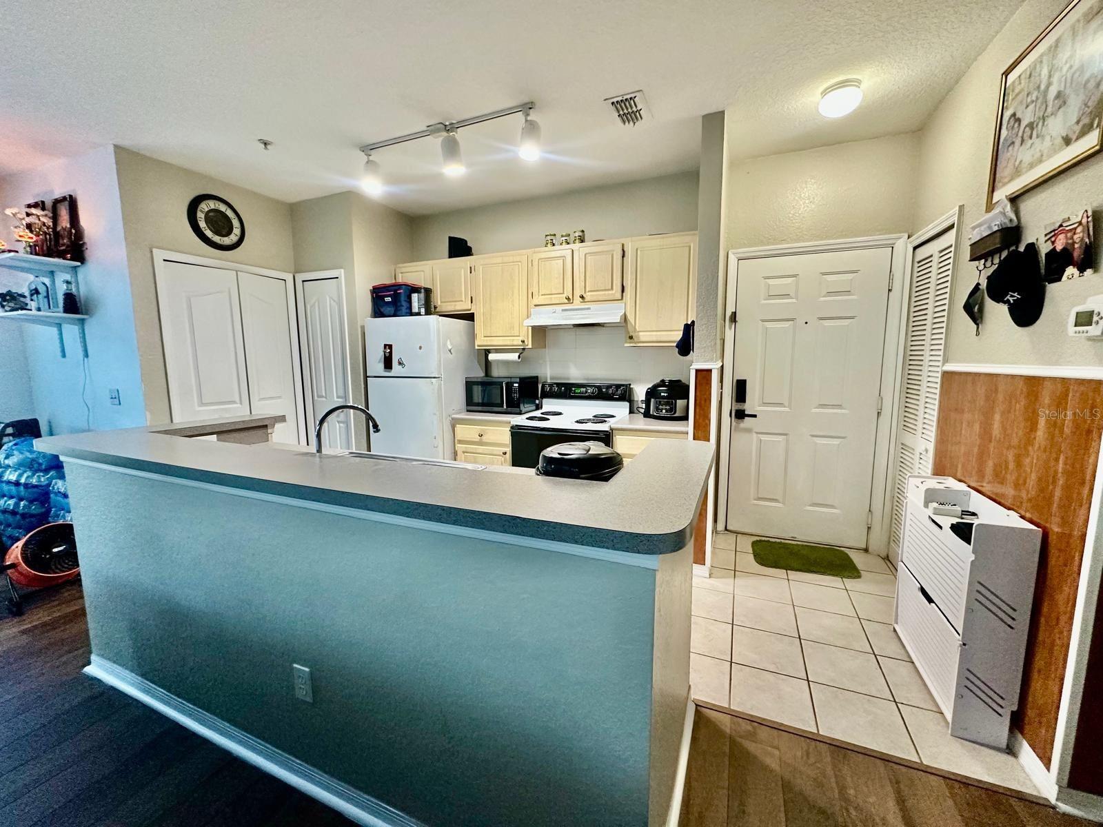 2718 MAITLAND CROSSING WAY #207, ORLANDO, FL, 32810