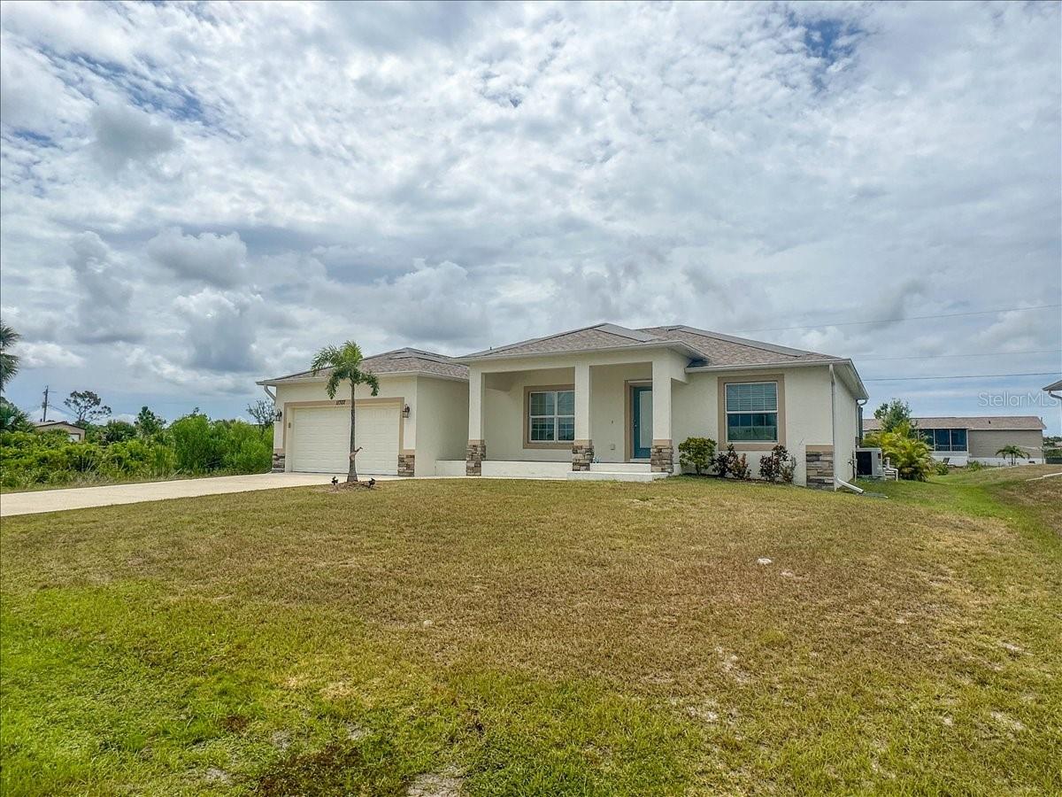 11707 WILLMINGTON BLVD, PORT CHARLOTTE, FL, 33981