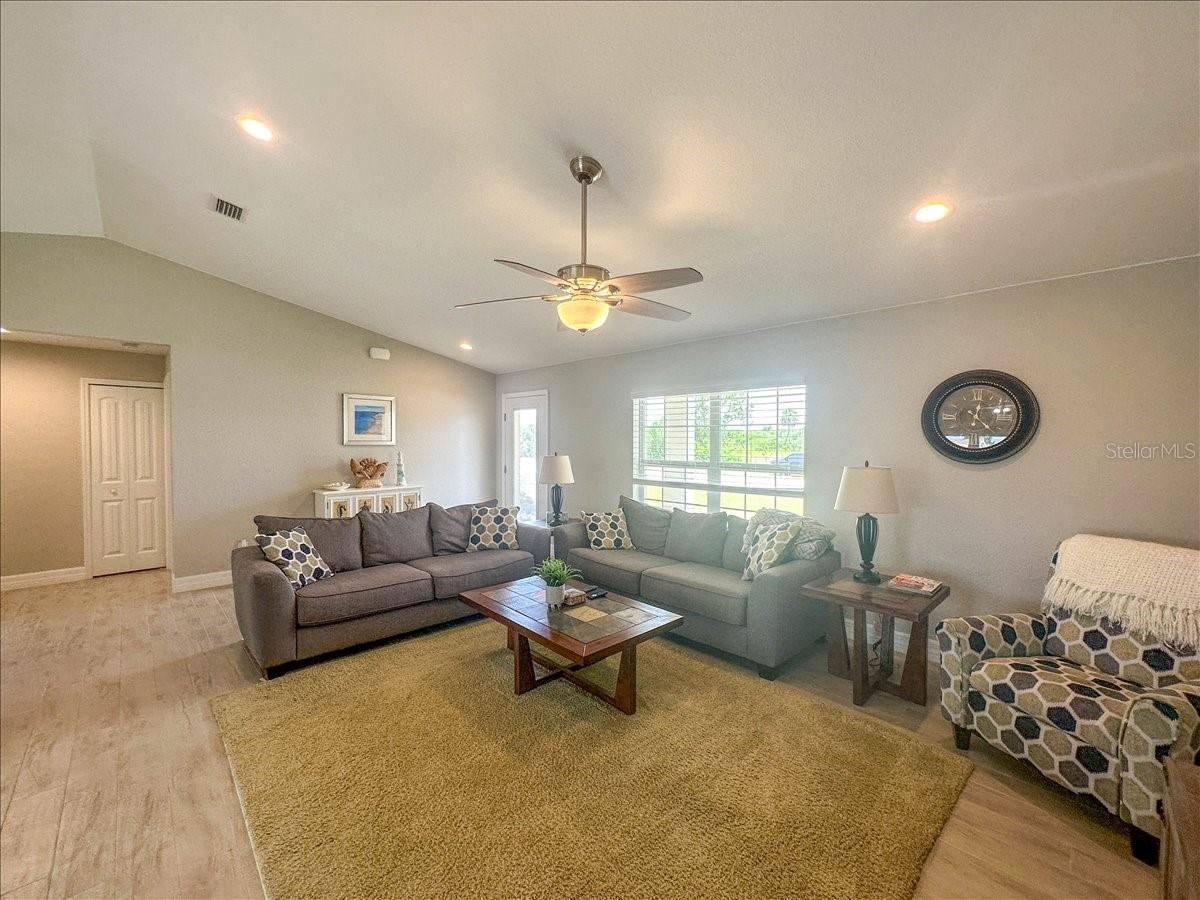 11707 WILLMINGTON BLVD, PORT CHARLOTTE, FL, 33981