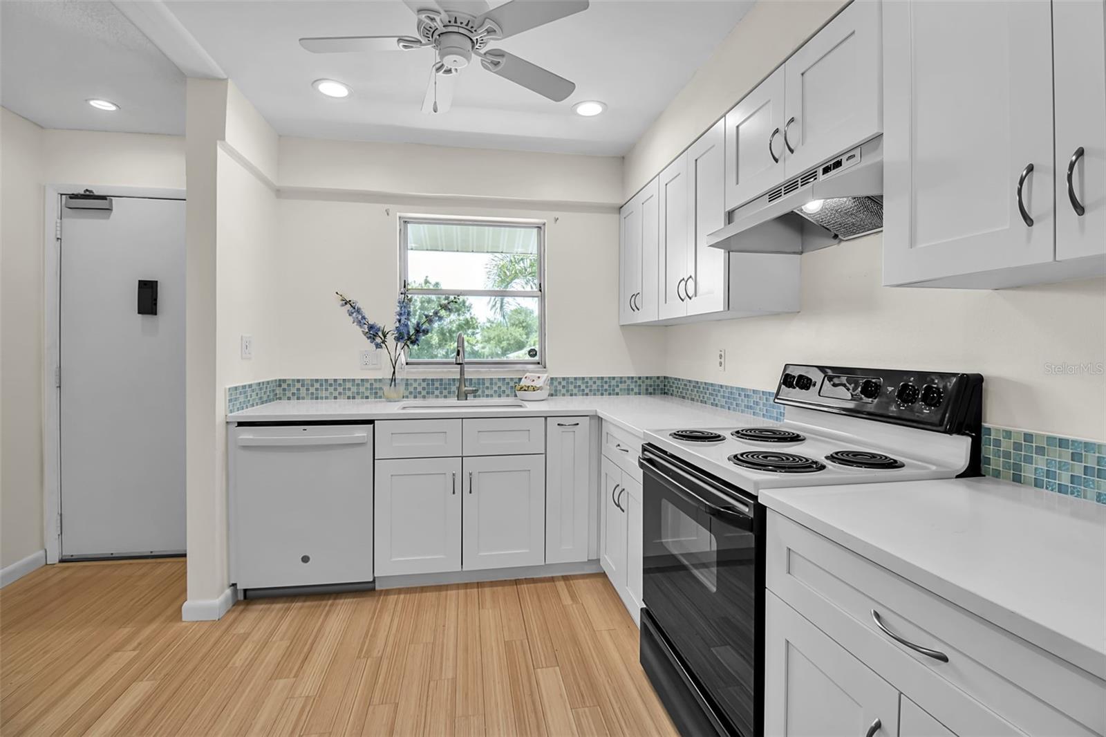 3987 MACEACHEN BLVD #133, SARASOTA, FL, 34233