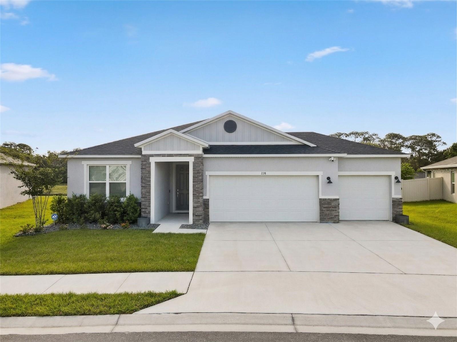 228 SPIRIT LANDINGS CIR, WINTER HAVEN, FL, 33880