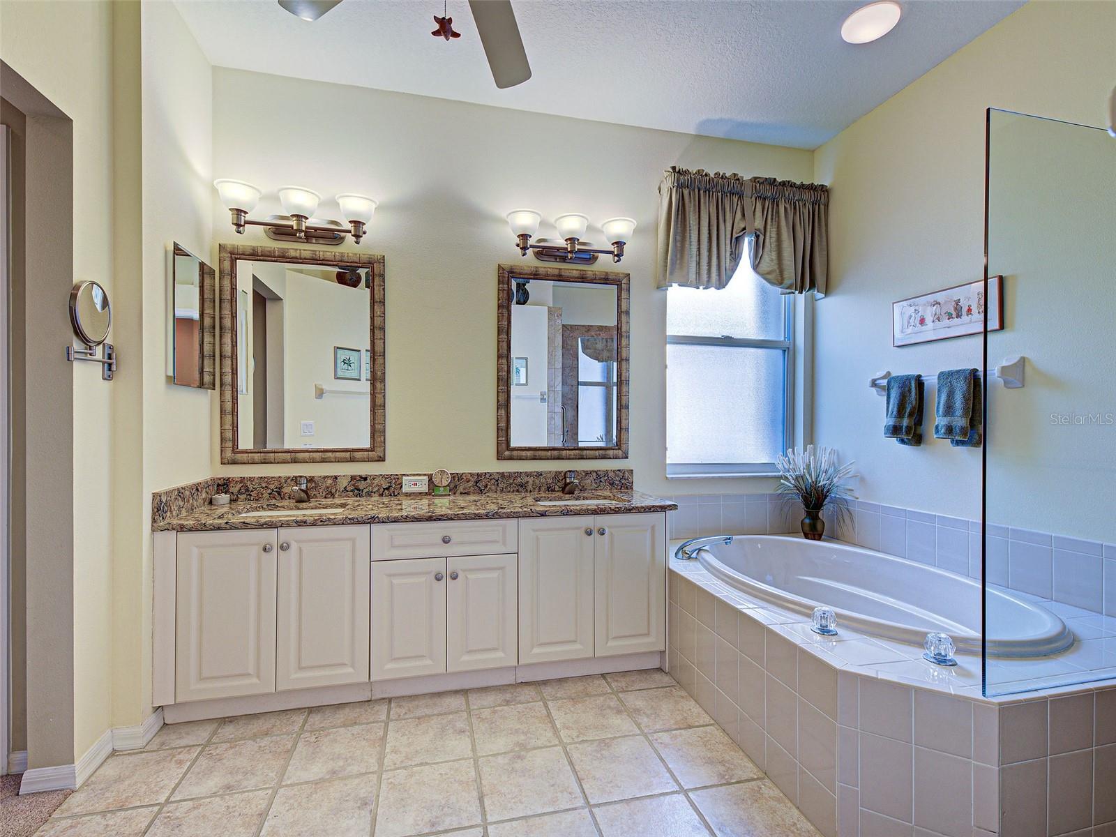 754 BACK NINE DR, VENICE, FL, 34285