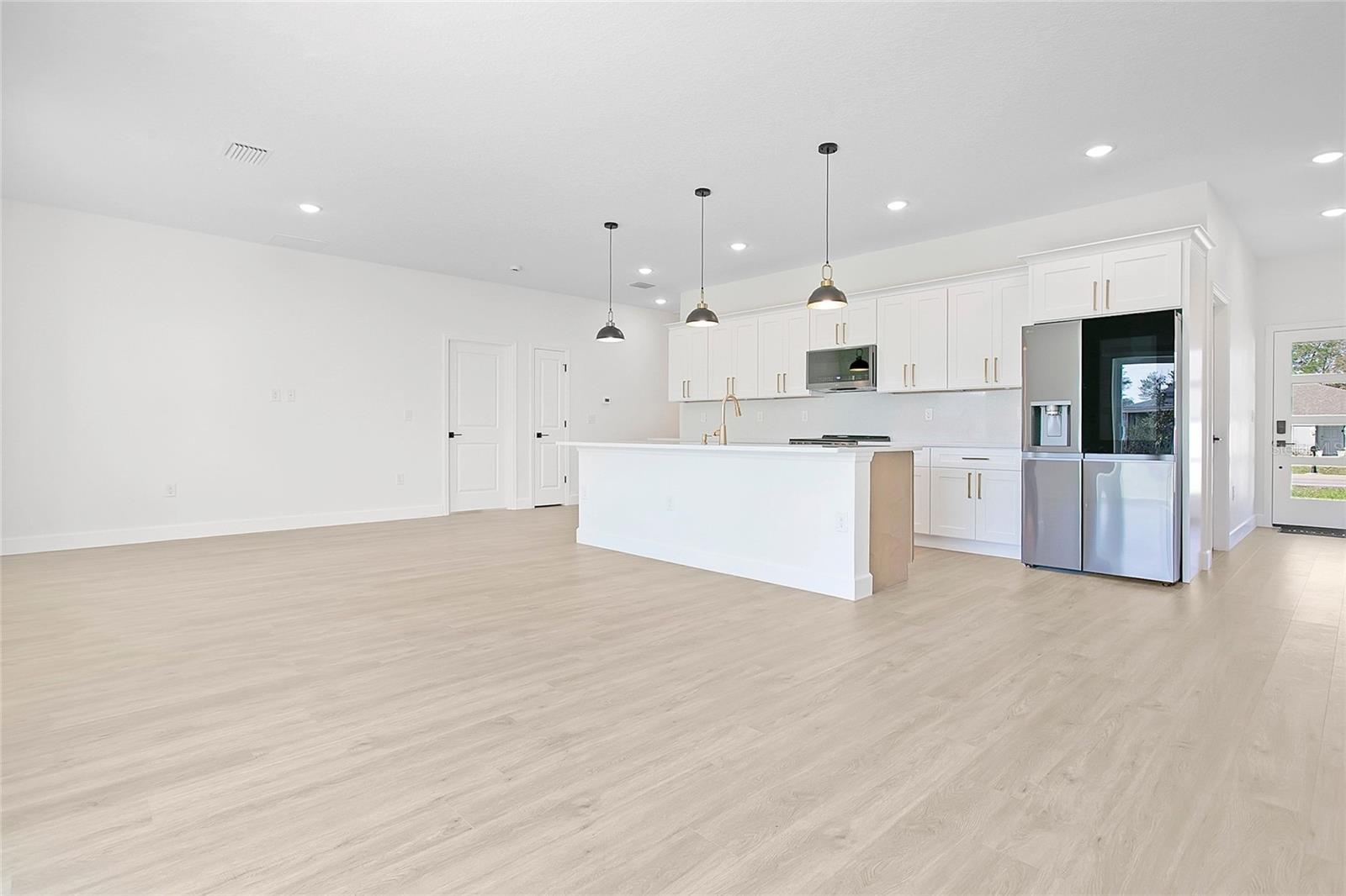 469 MARION OAKS LN, OCALA, FL, 34473