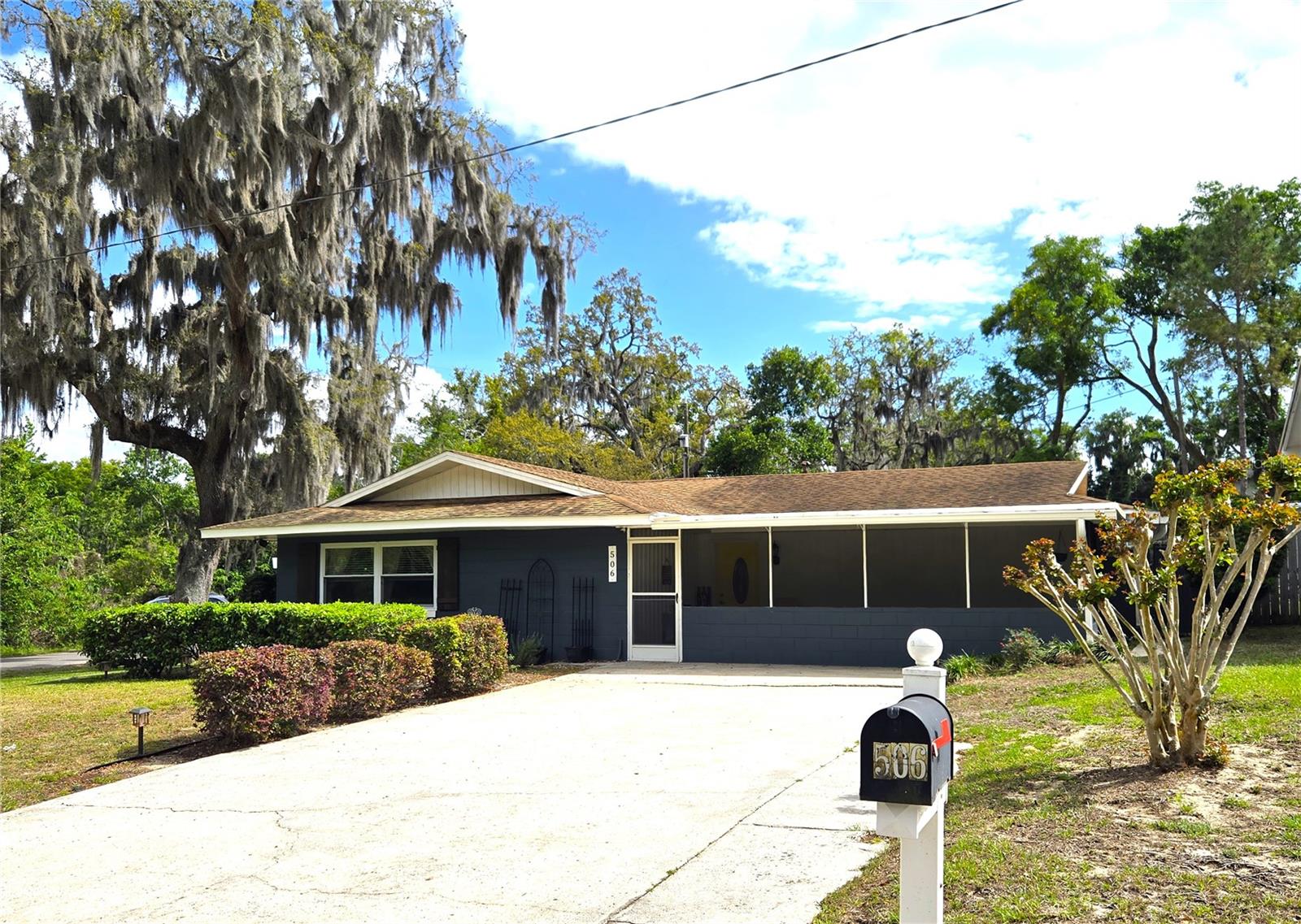 506 E GOTTSCHE AVE, EUSTIS, FL, 32726