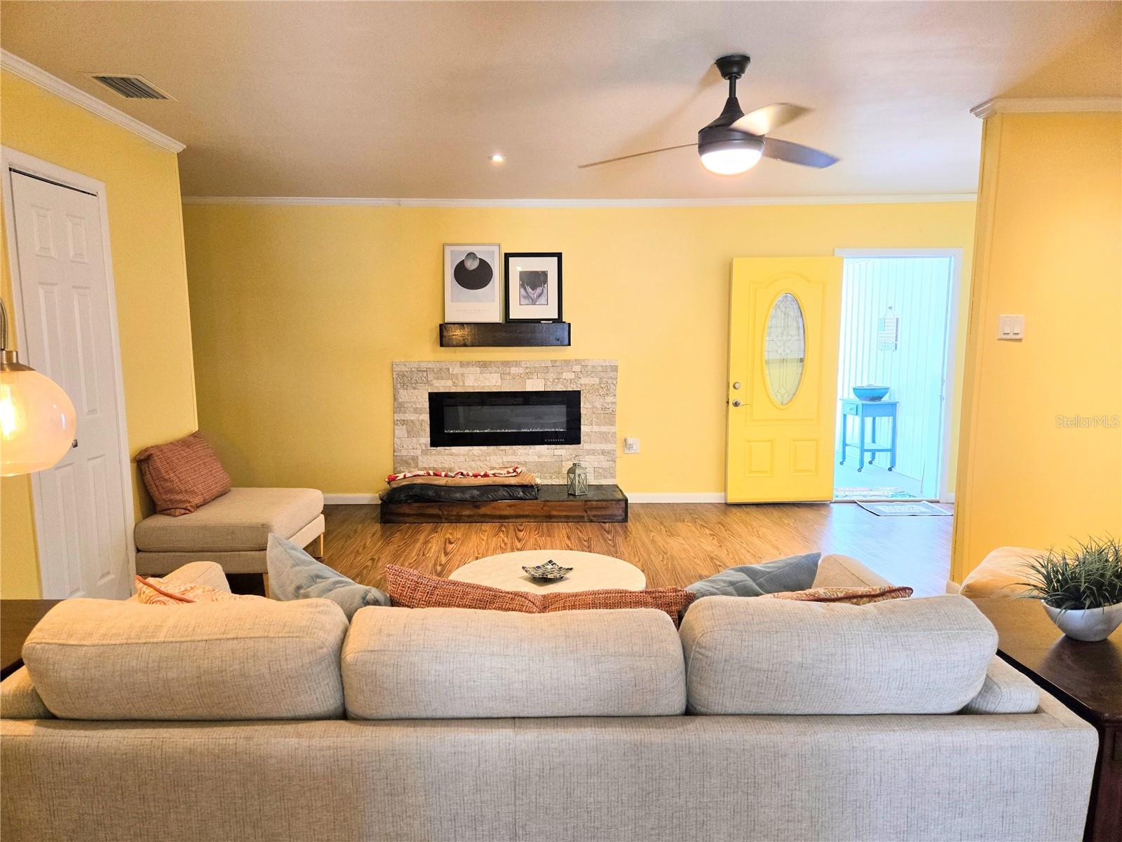506 E GOTTSCHE AVE, EUSTIS, FL, 32726