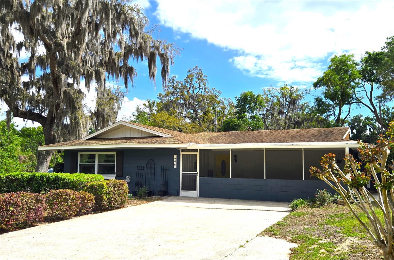 506 E GOTTSCHE AVE, EUSTIS, FL, 32726