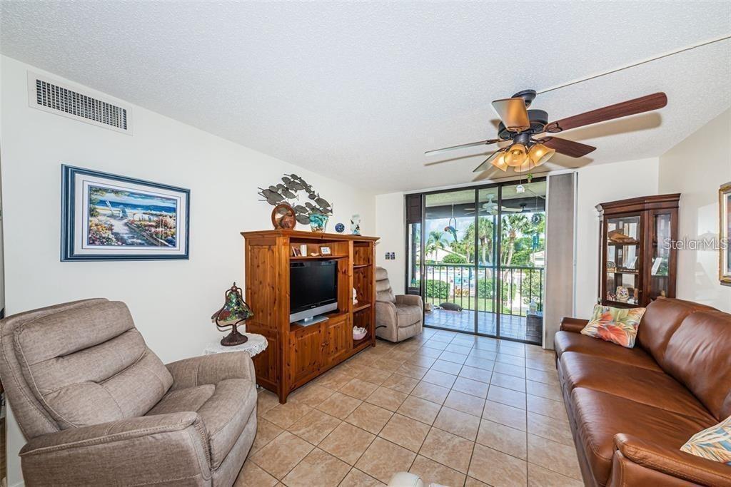 1324 PASADENA AVE S #205, SOUTH PASADENA, FL, 33707