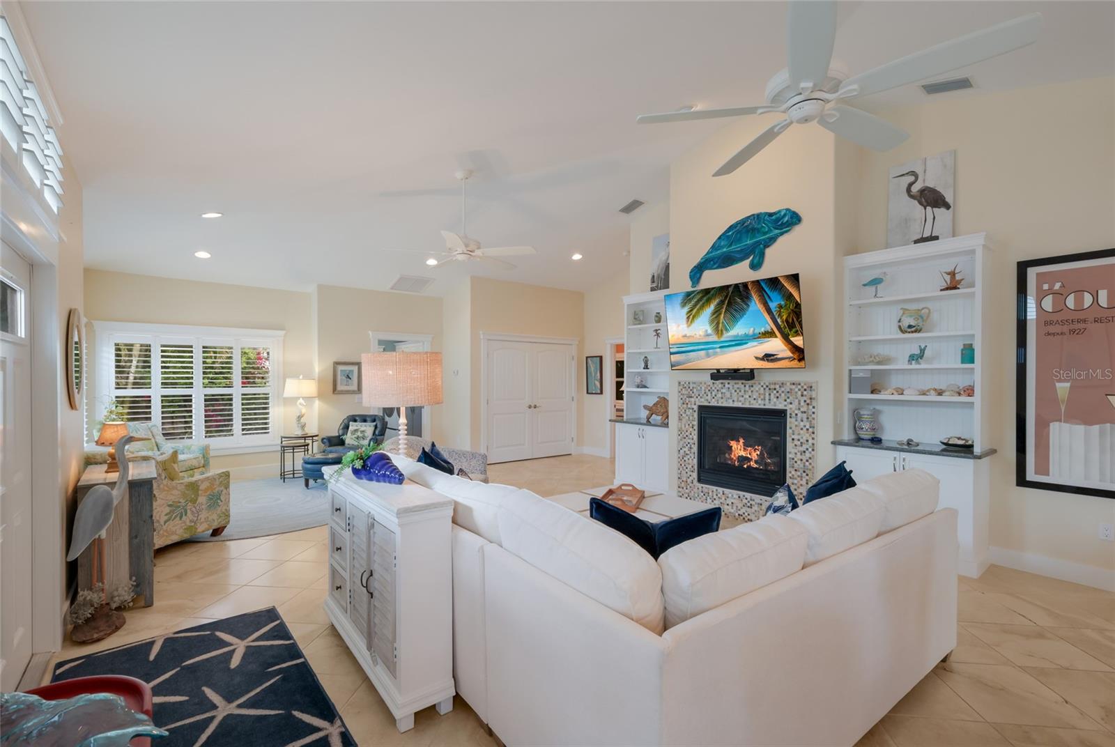 5701 CARISSA ST, HOLMES BEACH, FL, 34217