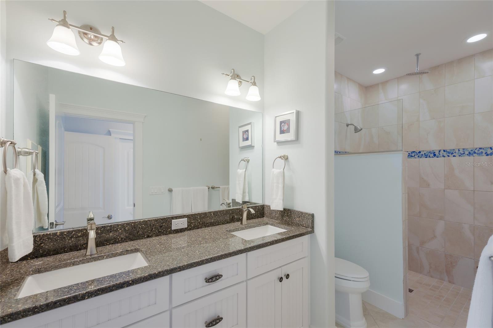 5701 CARISSA ST, HOLMES BEACH, FL, 34217