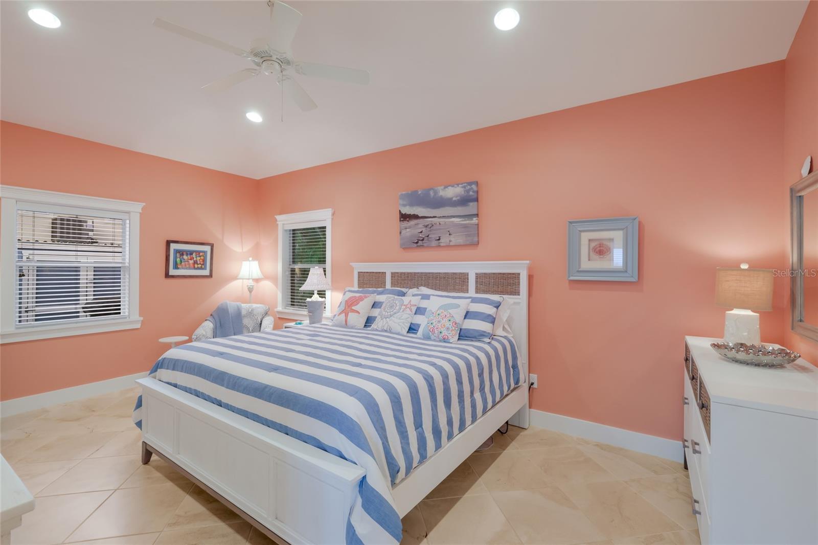 5701 CARISSA ST, HOLMES BEACH, FL, 34217