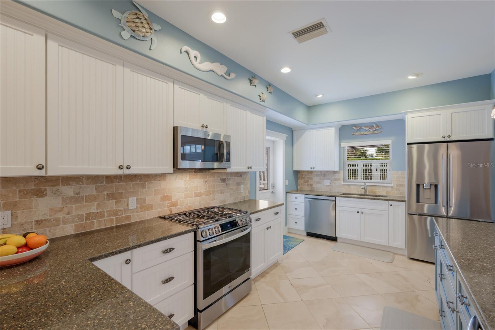 5701 CARISSA ST, HOLMES BEACH, FL, 34217